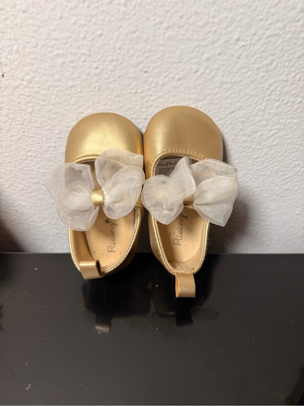 Rising Star Metallic Gold Baby Mary Jane Shoes with Sheer White Bows